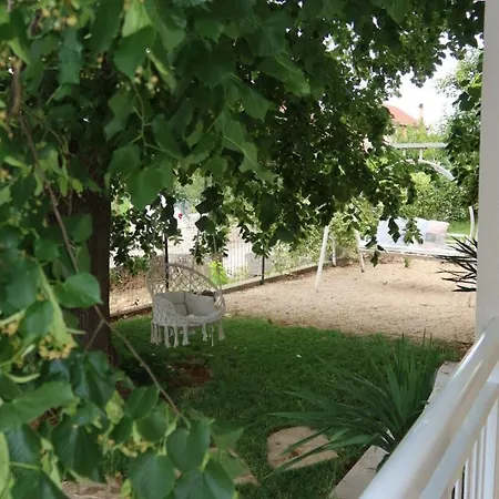 Apartament House Vego *